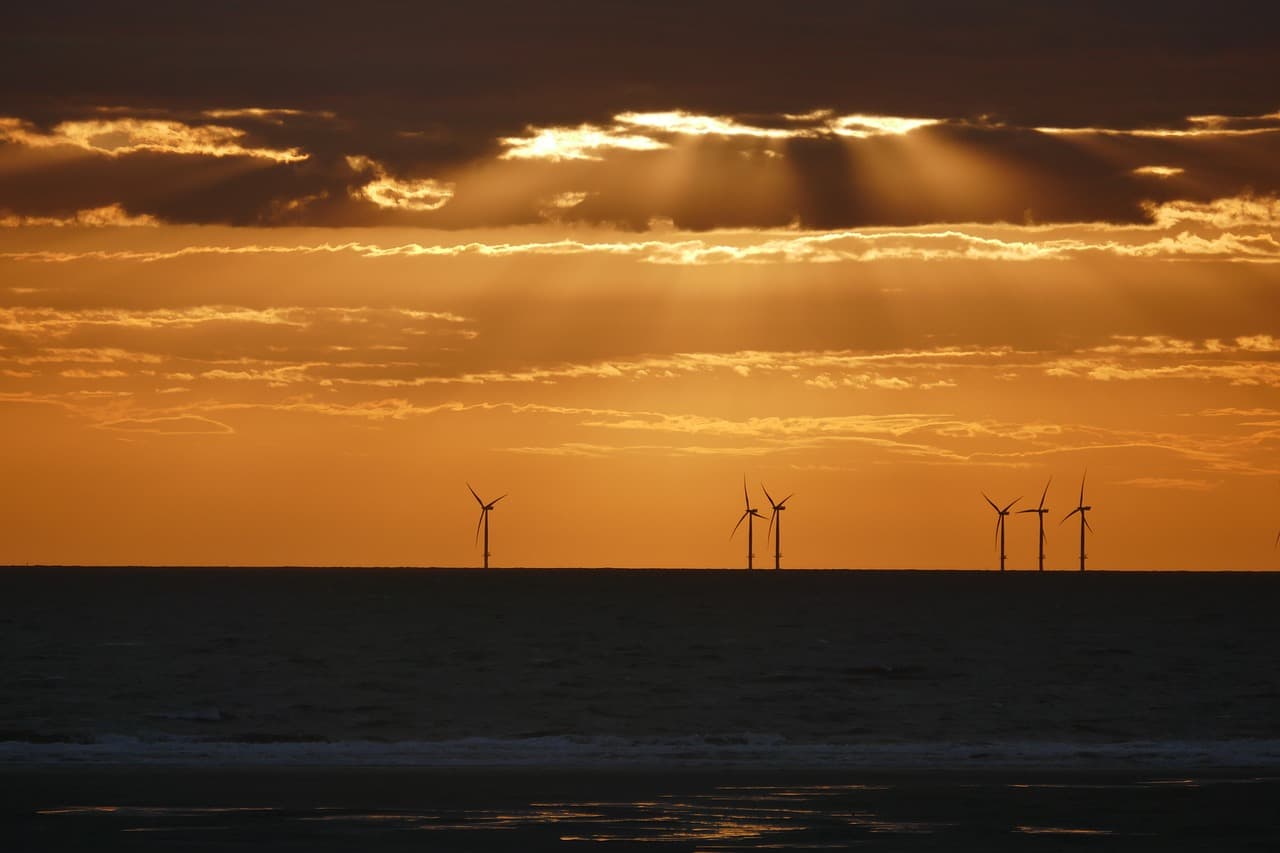 Andy Burnham net zero vow: PM pledges to hit 2050 target and block new North Sea licences