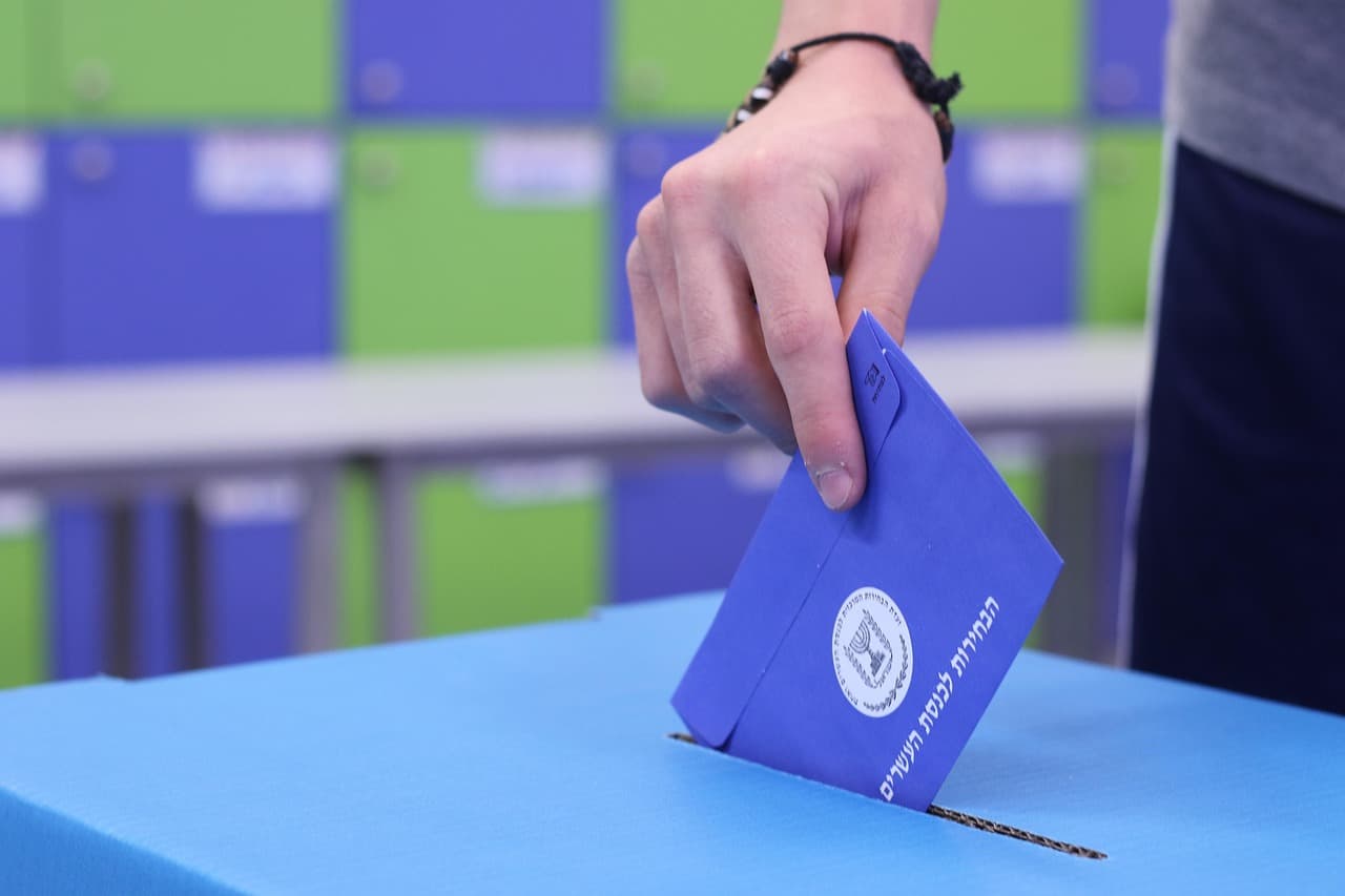 Brazil election 2026 second round results: when polls close and how to read the count