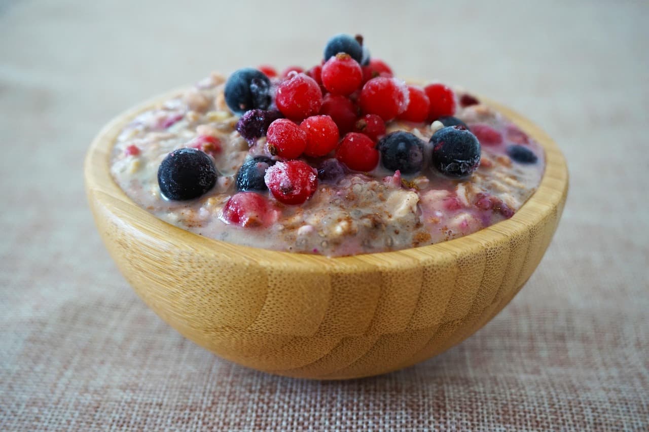 Fibremaxxing porridge: oats boom as fibre seekers and nostalgia fuel a revival