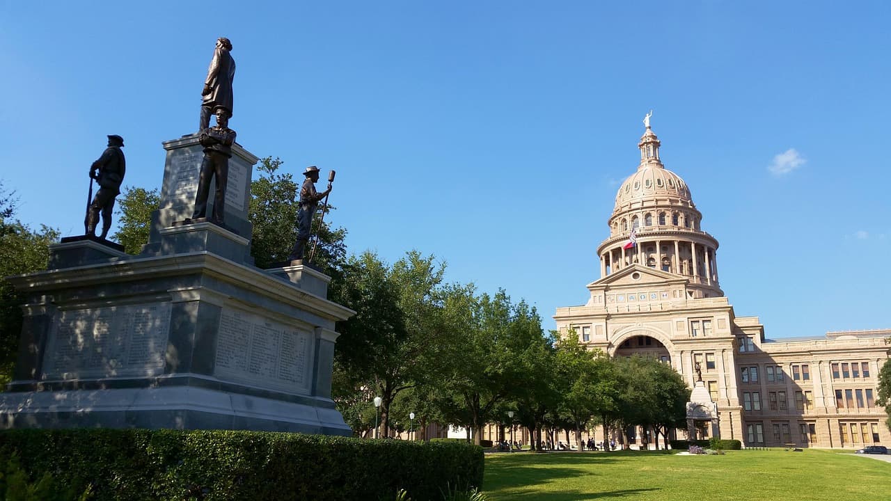 Neil Bush James Talarico: Bush backs Democrat in Texas Senate race