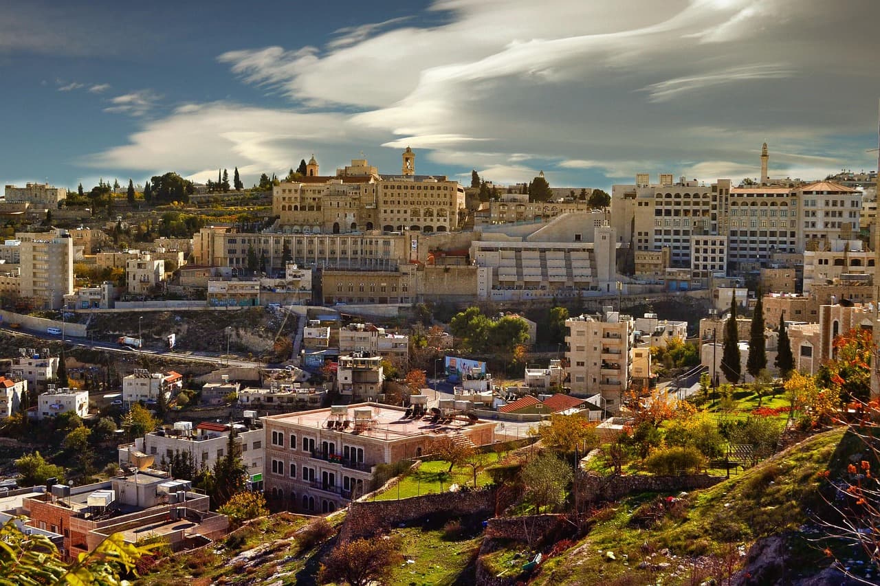 UK sanctions Israeli settlements: new powers target enablers